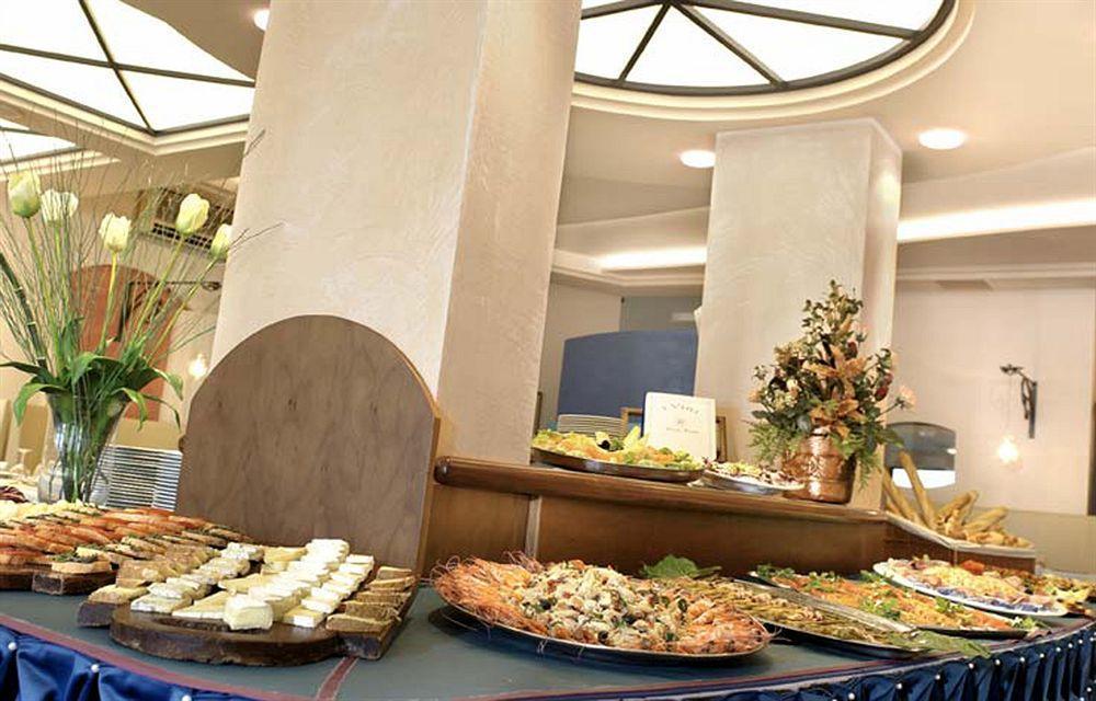 Hotel Strand 벨레지아아지마리나 외부 사진