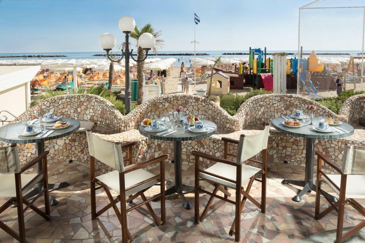 Hotel Strand 벨레지아아지마리나 외부 사진